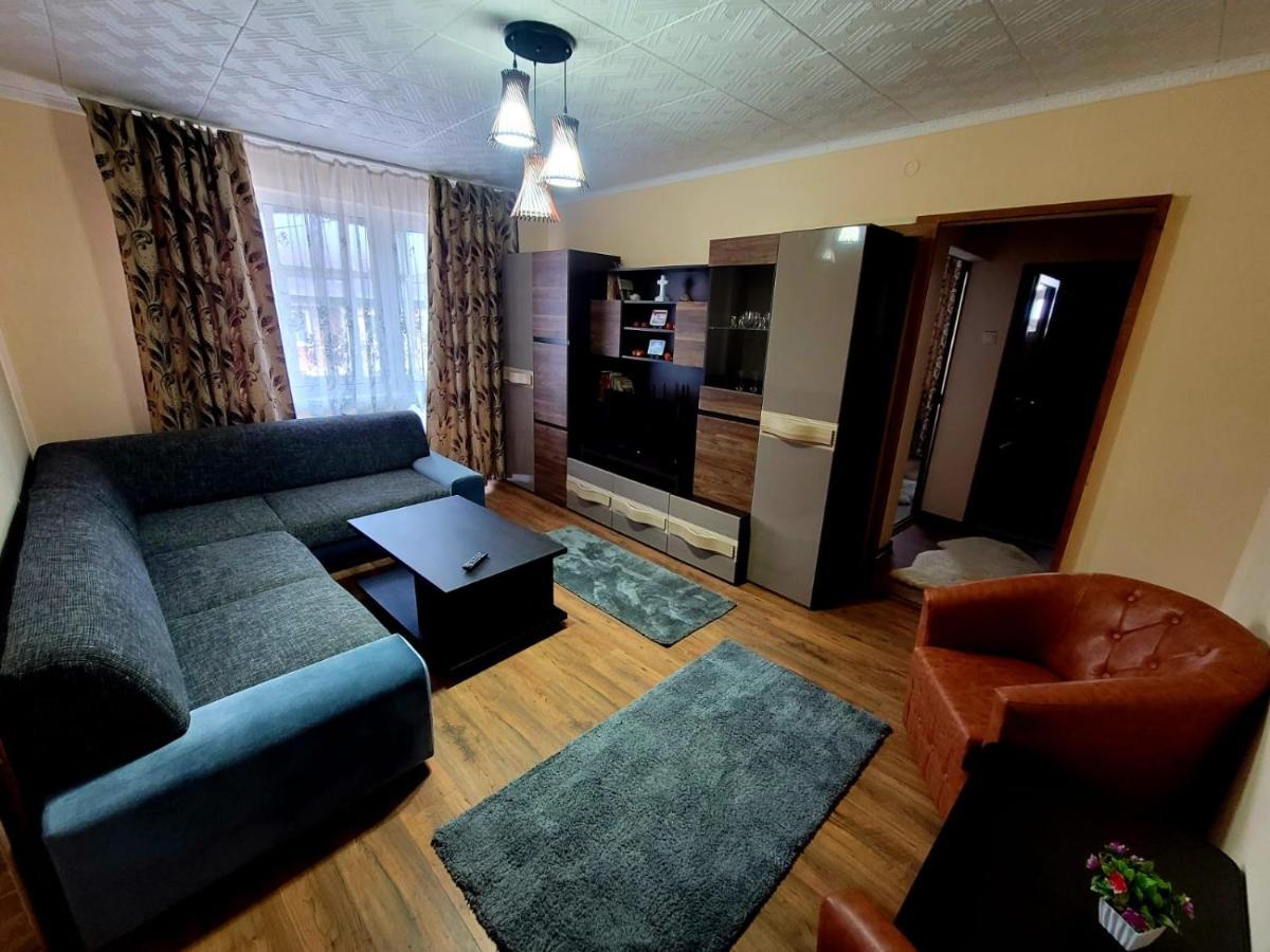 Apartament Bia Lupeni  Εξωτερικό φωτογραφία
