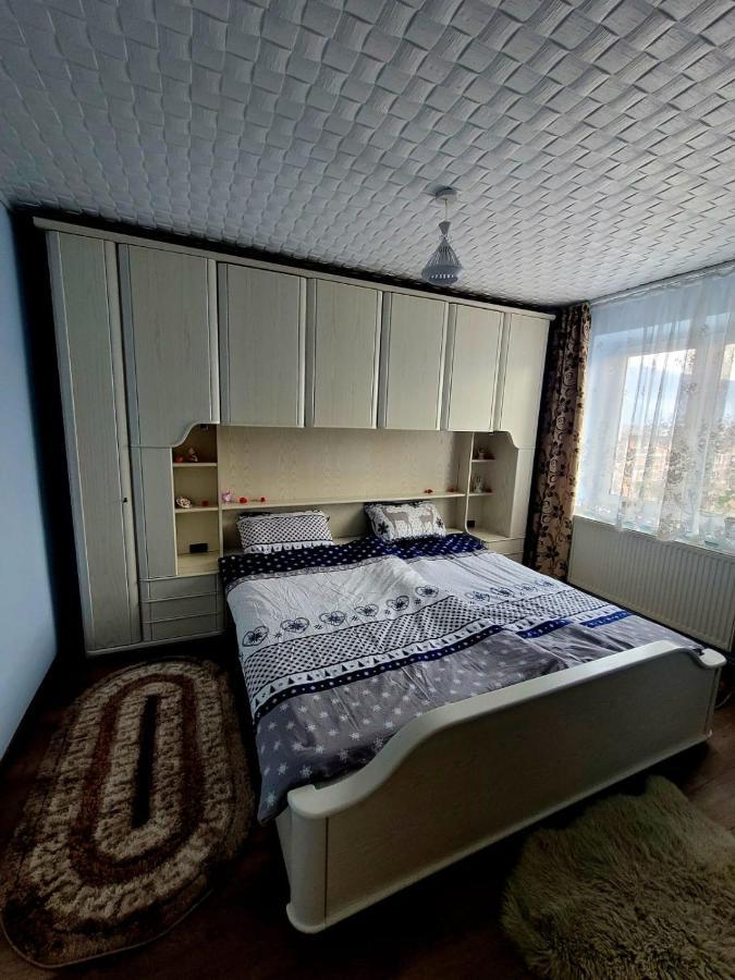 Apartament Bia Lupeni  Εξωτερικό φωτογραφία